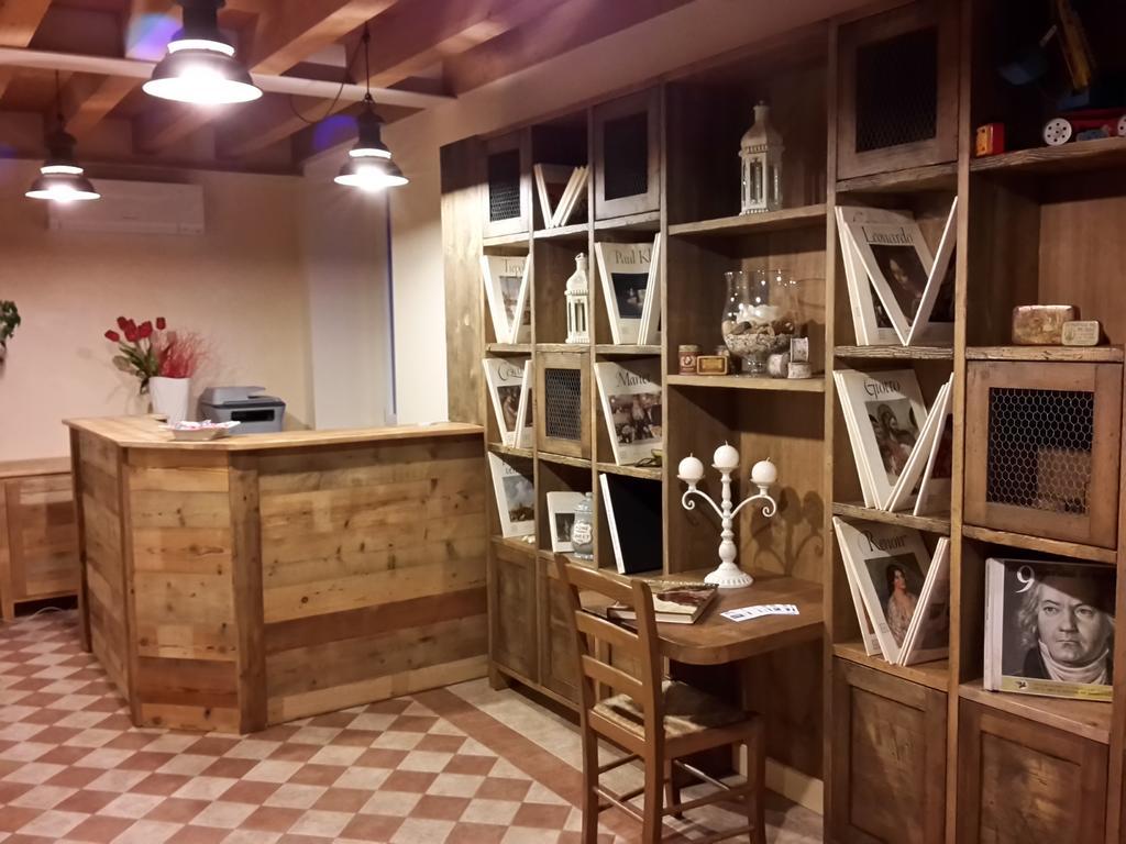 Agriturismo Milord Salò Buitenkant foto
